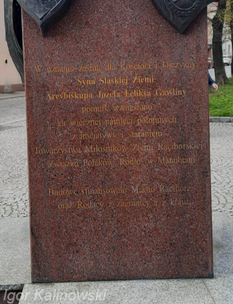 Drugi bok pomnika Józefa Feliksa Gawlina