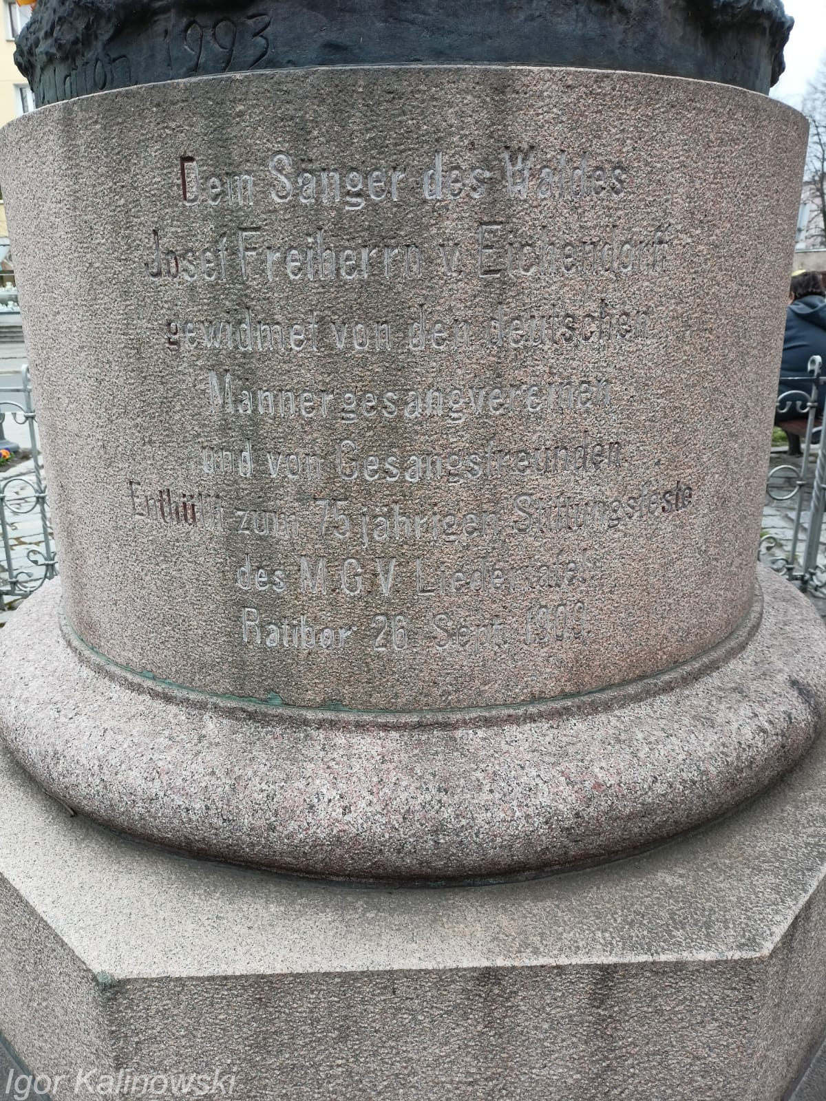 Tył pomnika Josepha von Eichendorffa
